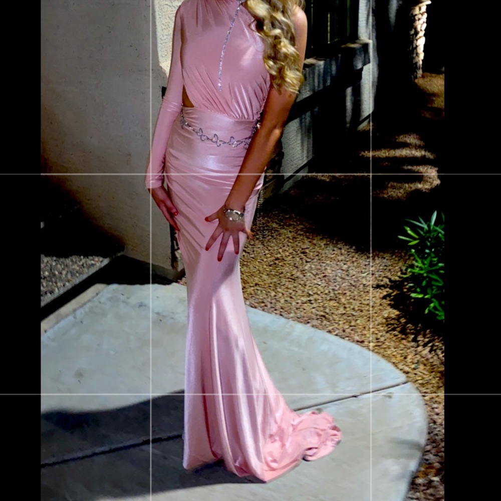 Pretty little thing Pink silk gown